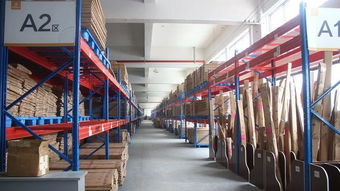 補(bǔ)貼 好禮 免費(fèi)大巴去工廠團(tuán)購(gòu) 櫥柜 衣柜 全屋定制一站式配齊